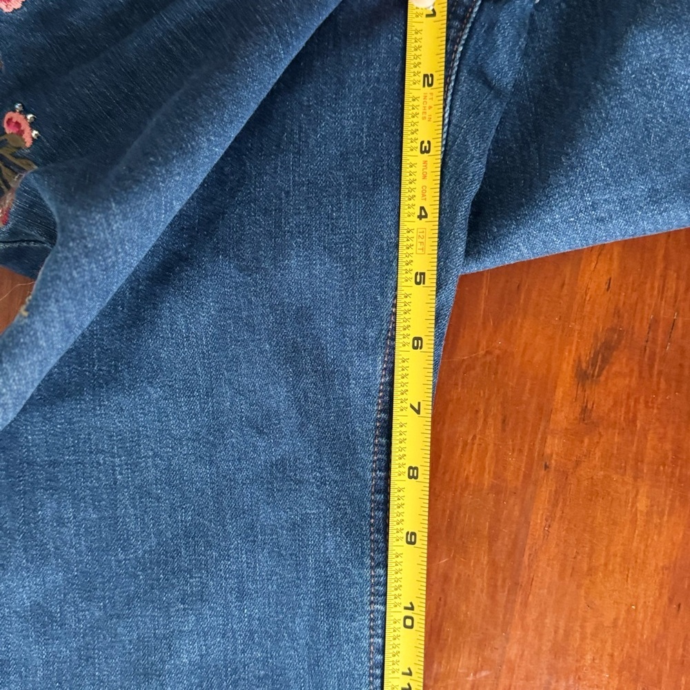Kate Spade Broome St Ditsy Floral Embroidered Raw Hi Rise Cropped Jeans Sz 29 - Picture 13 of 16